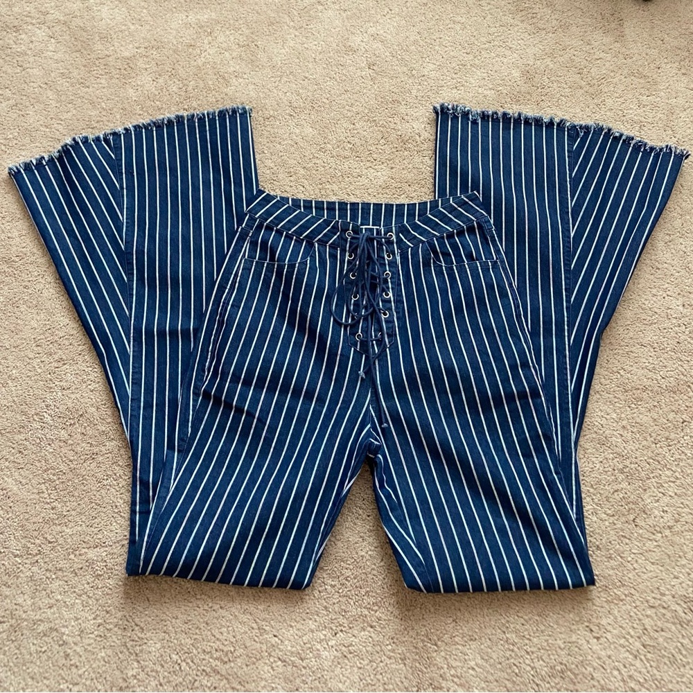 Chrysanthemum Striped Multi-Color Thread Striped Flare Jeans